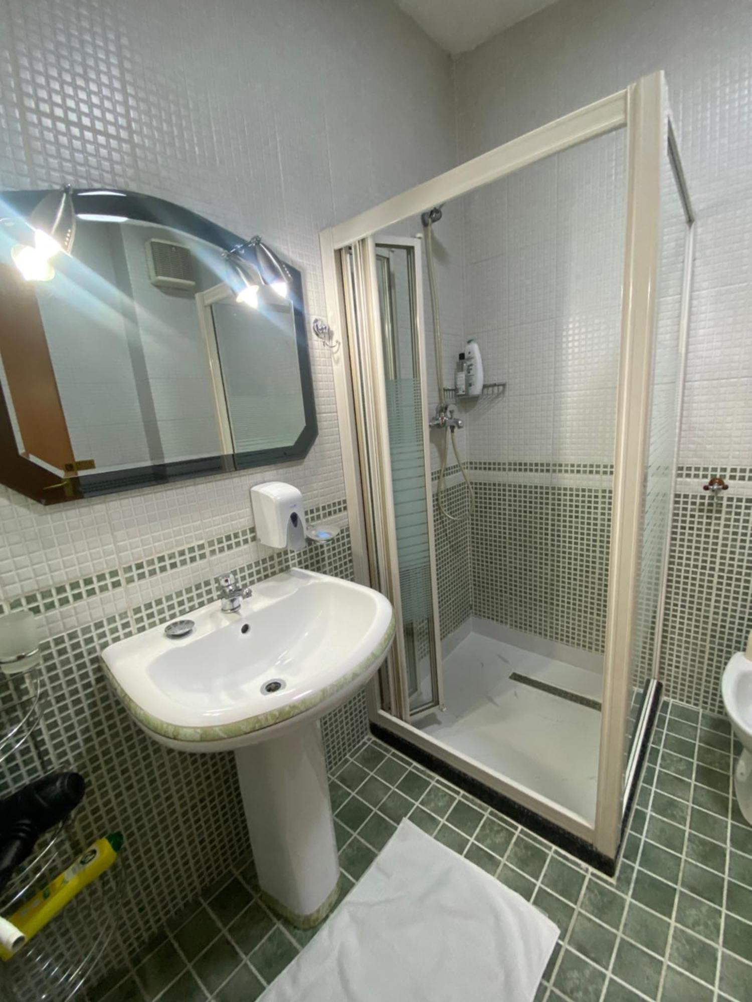 Rtsh Apartment Tirana Zewnętrze zdjęcie